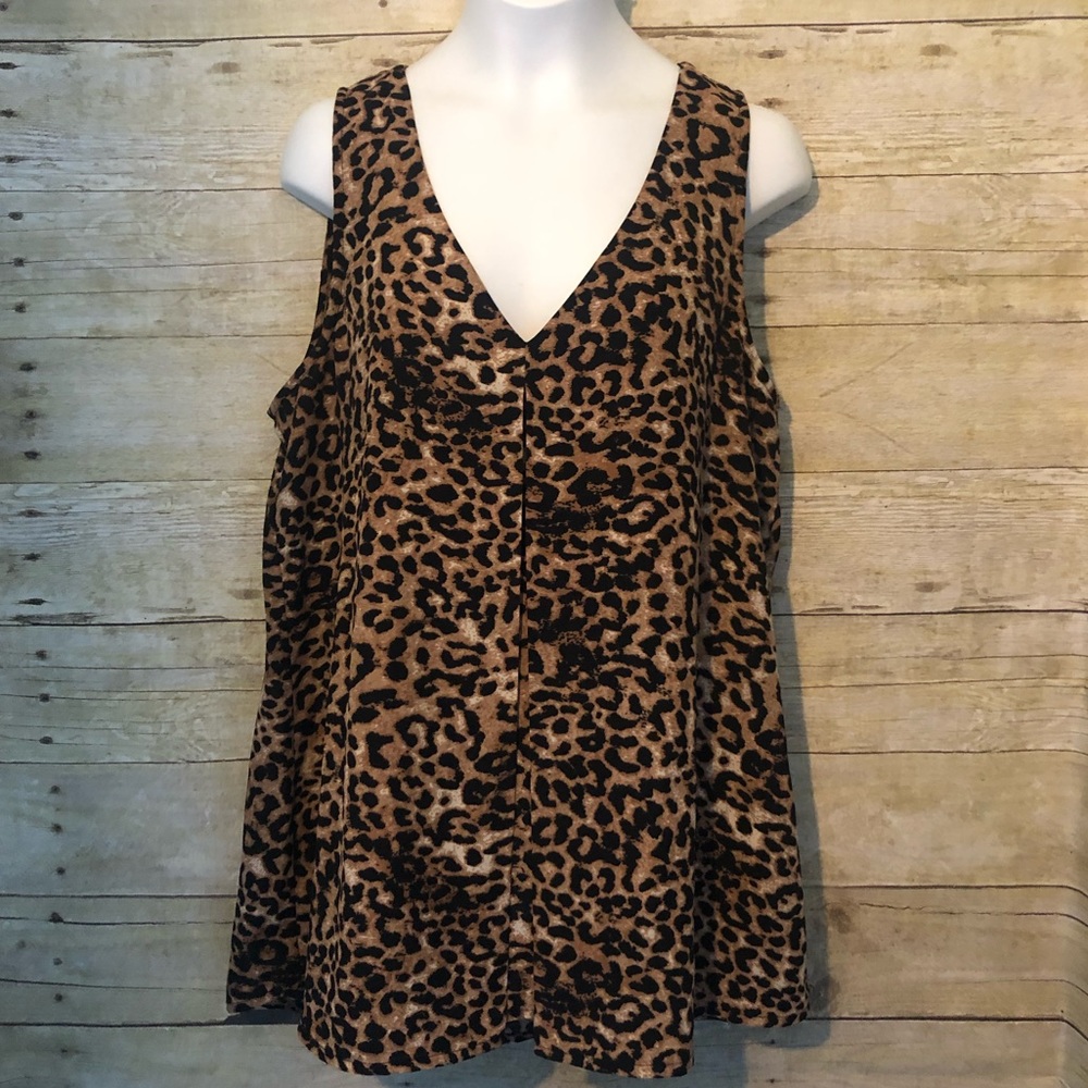 Daniel Rainn Blouse Cheetah Print Sleeves